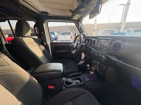 Used 2021 Jeep Gladiator Mojave image 24