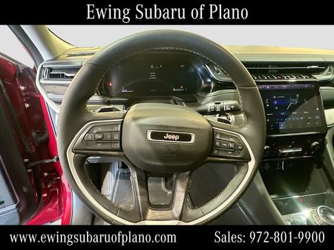 Used 2023 Jeep Grand Cherokee Limited w/ Black Appearance Package RWD image 11