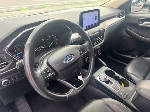 Used 2020 Ford Escape SEL FWD image 12