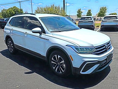 Used 2024 Volkswagen Tiguan S FWD image 3
