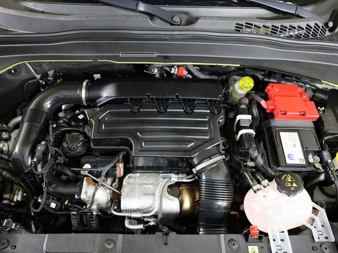 Used 2023 Jeep Renegade Latitude w/ Premium Group image 36