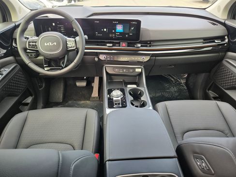 New 2026 Kia Carnival SX Prestige image 11