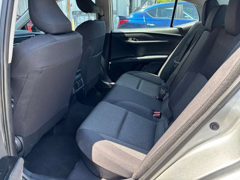 Used 2025 Toyota Camry LE FWD image 24