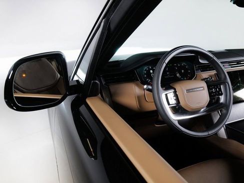 New 2026 Land Rover Range Rover SE AWD/4WD image 23
