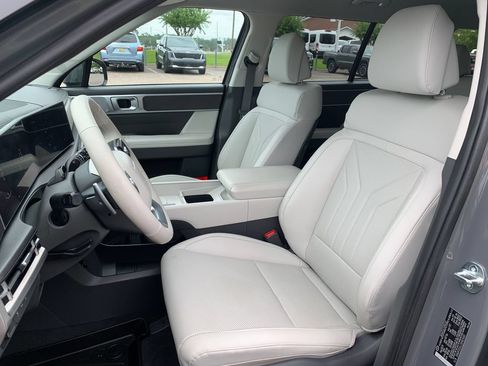 Used 2025 Hyundai Santa Fe SEL AWD/4WD image 26