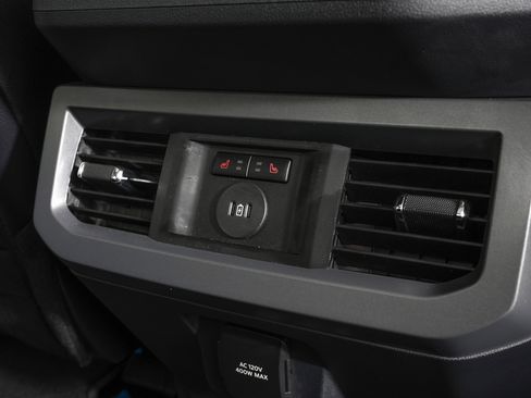 Used 2026 Ford F450 Lariat w/ FX4 Off-Road Package image 9