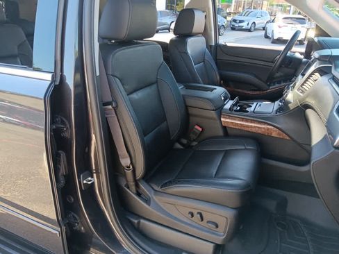 Used 2017 Chevrolet Tahoe Premier AWD/4WD image 11