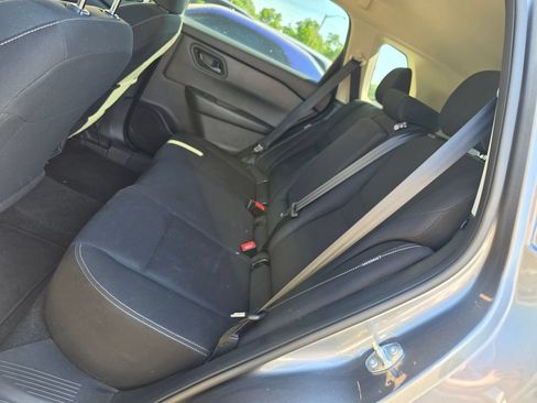 Used 2024 Nissan Rogue S FWD image 7