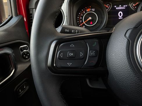 Used 2025 Jeep Wrangler Unlimited Sport AWD/4WD image 31