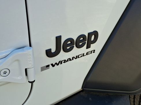 Used 2023 Jeep Wrangler Sport image 30