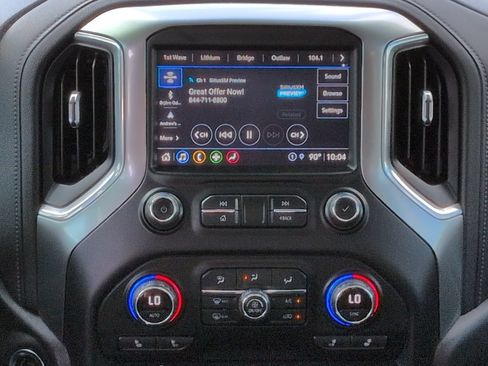 Used 2021 Chevrolet Silverado 1500 LT Trail Boss w/ Convenience Package II AWD/4WD image 15