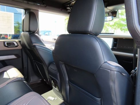 Certified 2022 Ford Bronco Wildtrak image 37