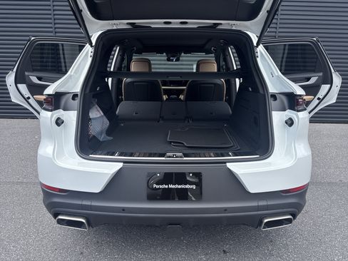 New 2026 Porsche Cayenne AWD/4WD image 29