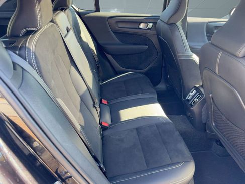 Certified 2023 Volvo C40 P8 Recharge Ultimate image 29