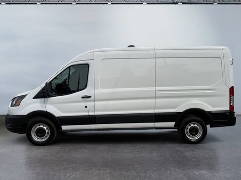 Used 2026 Ford Transit 250 148 Medium Roof RWD image 8
