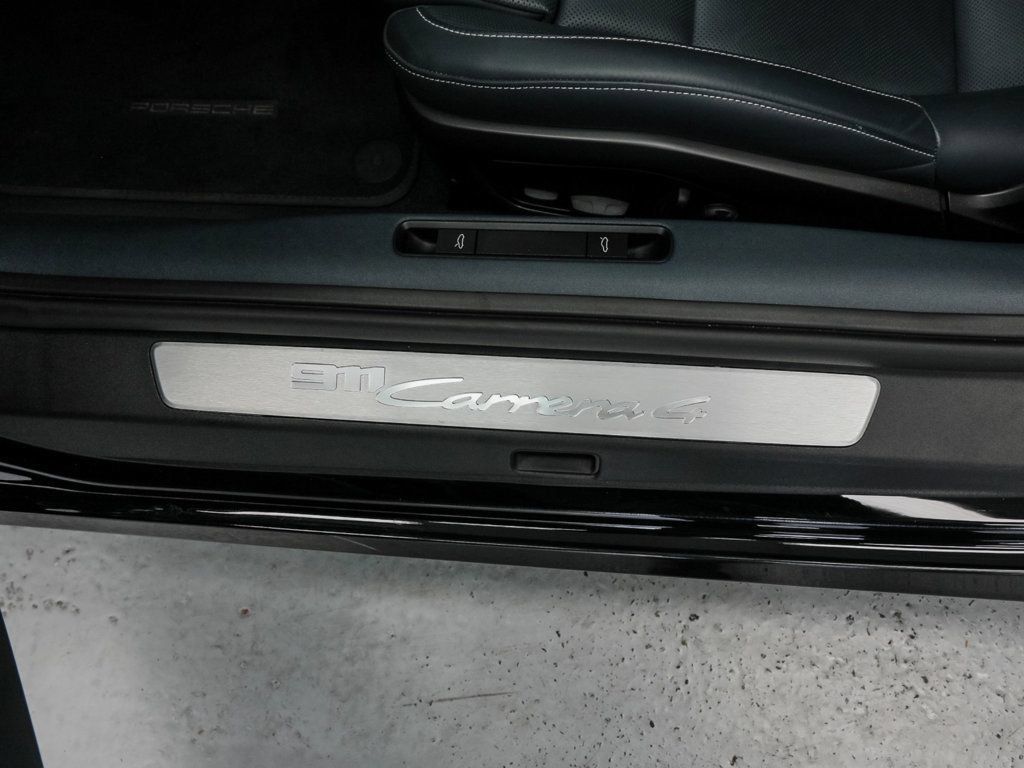 Used 2022 Porsche 911 Carrera 4 AWD/4WD image 27