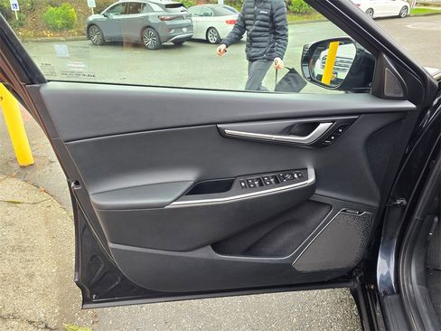 Used 2022 Kia EV6 Wind image 30