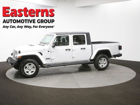 Used 2023 Jeep Gladiator Sport image 58