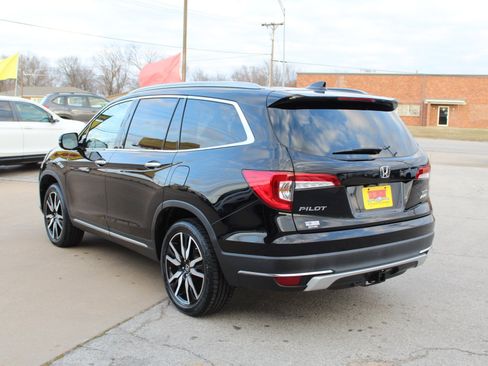 Used 2021 Honda Pilot Touring image 7