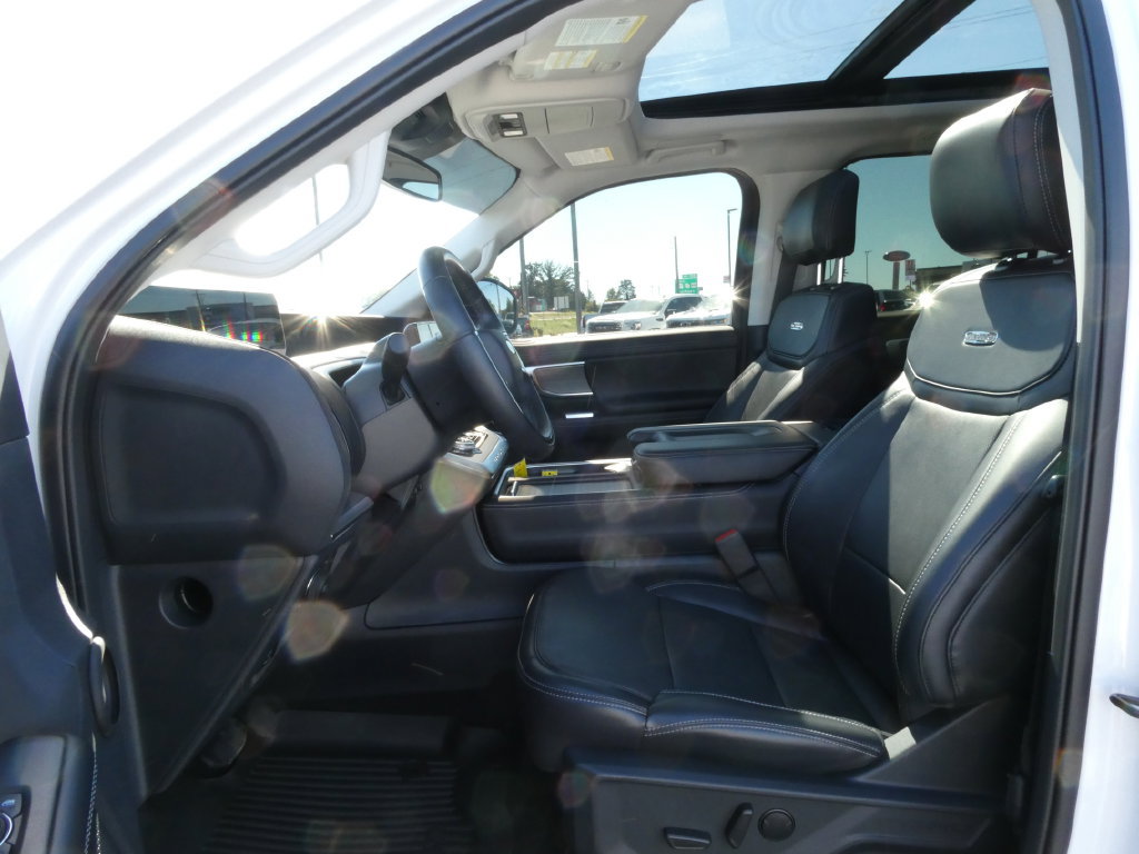 Used 2025 Ford Expedition Max Platinum w/ Driver's Package AWD/4WD image 28