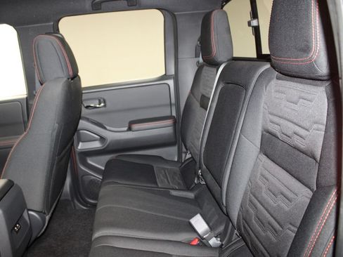 Used 2025 Nissan Frontier PRO-4X w/ Interior Protection Package AWD/4WD image 17