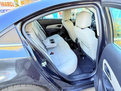 Used 2016 Chevrolet Cruze LT FWD image 26