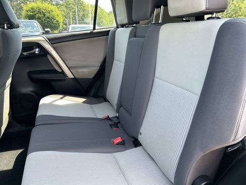 Used 2015 Toyota RAV4 XLE AWD/4WD image 12