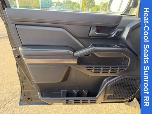 Used 2025 Toyota 4Runner TRD Sport Premium AWD/4WD image 19