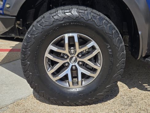 Used 2017 Ford F150 Raptor w/ Equipment Group 802A Luxury image 7