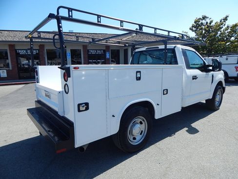 Used 2017 Ford F350 XL RWD image 8