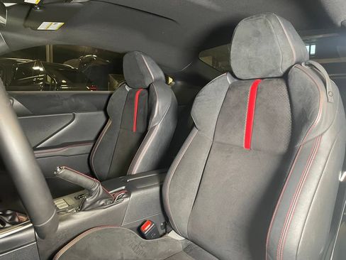 Used 2024 Subaru BRZ Limited w/ Popular Package 2 RWD image 7