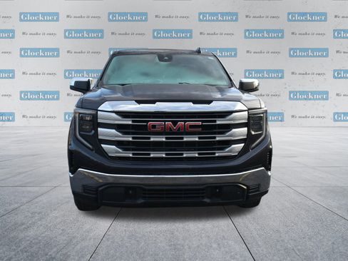 Used 2023 GMC Sierra 1500 SLE image 2