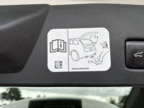 Used 2020 Ford Escape SEL FWD image 22
