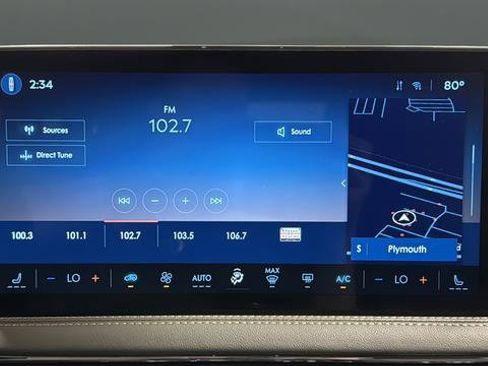 Used 2025 Lincoln Corsair AWD image 29