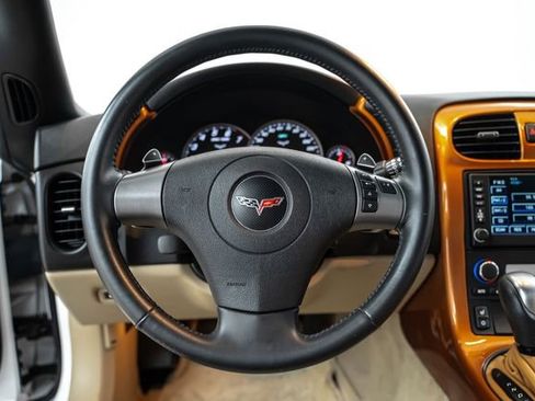 Used 2007 Chevrolet Corvette Coupe w/ Preferred Equipment Group image 23