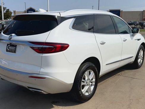 Certified 2021 Buick Enclave Essence w/ Sound and Sites Package image 8