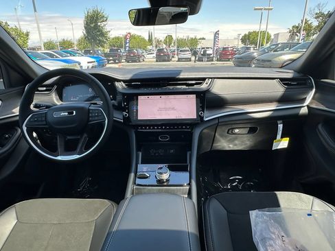 New 2026 Jeep Grand Cherokee L 4WD image 19