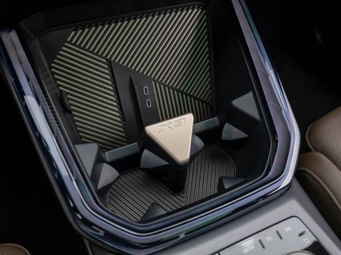 Certified 2025 BMW X3 xDrive30i image 19