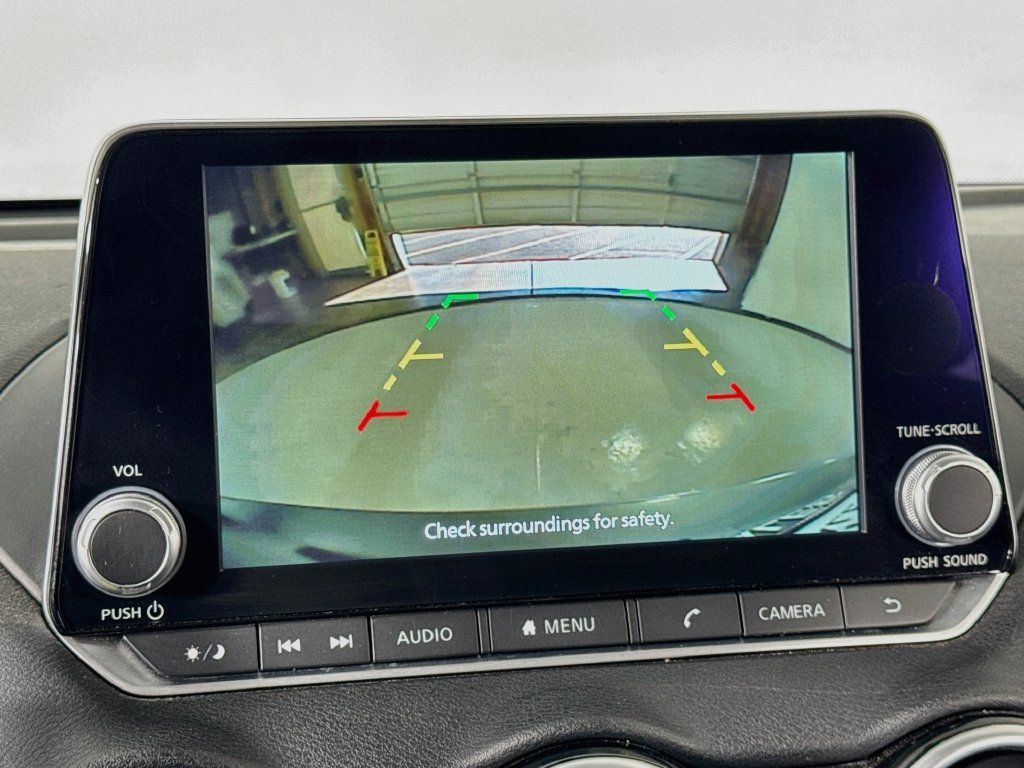 Used 2024 Nissan Sentra SV FWD image 30