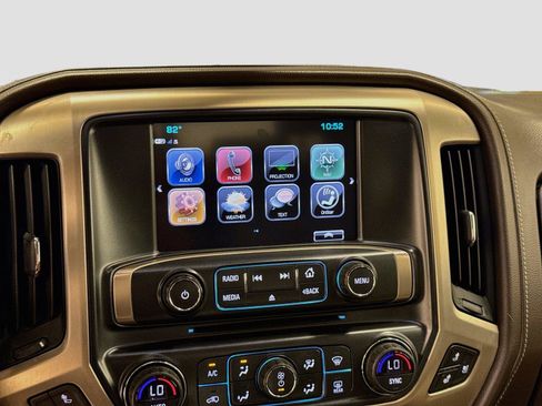 Used 2018 GMC Sierra 1500 Denali AWD/4WD image 15