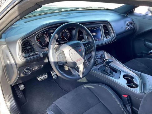 Used 2023 Dodge Challenger R/T w/ Plus Package image 17