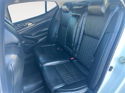 Used 2017 Nissan Maxima Platinum image 13