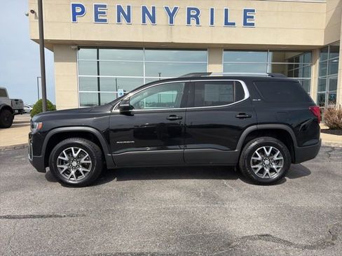 Used 2023 GMC Acadia SLE w/ Driver Convenience Package FWD image 7