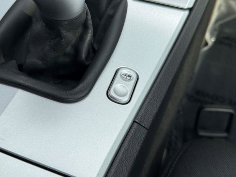 Used 2007 Chrysler Crossfire Coupe image 23