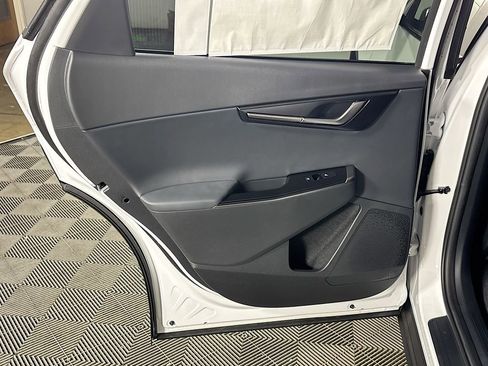 New 2025 Kia EV6 Light w/ Light LR Technology Package image 19