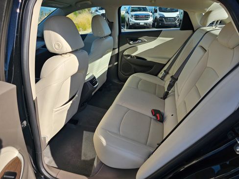 Used 2024 Chevrolet Malibu LT FWD image 21