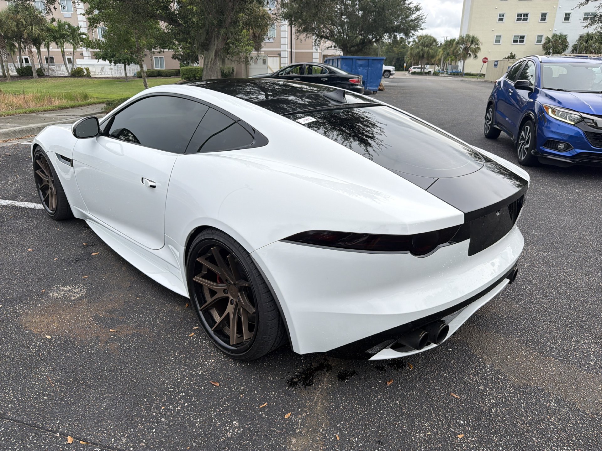 Used 2016 Jaguar F-TYPE R AWD/4WD image 6