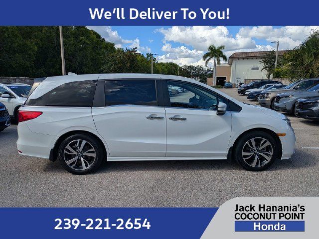Used 2023 Honda Odyssey Touring image 3