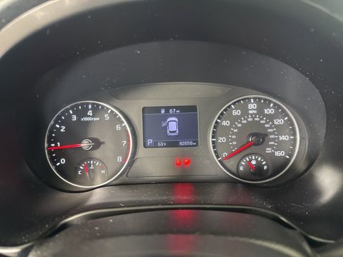 Used 2022 Kia Seltos LX image 11