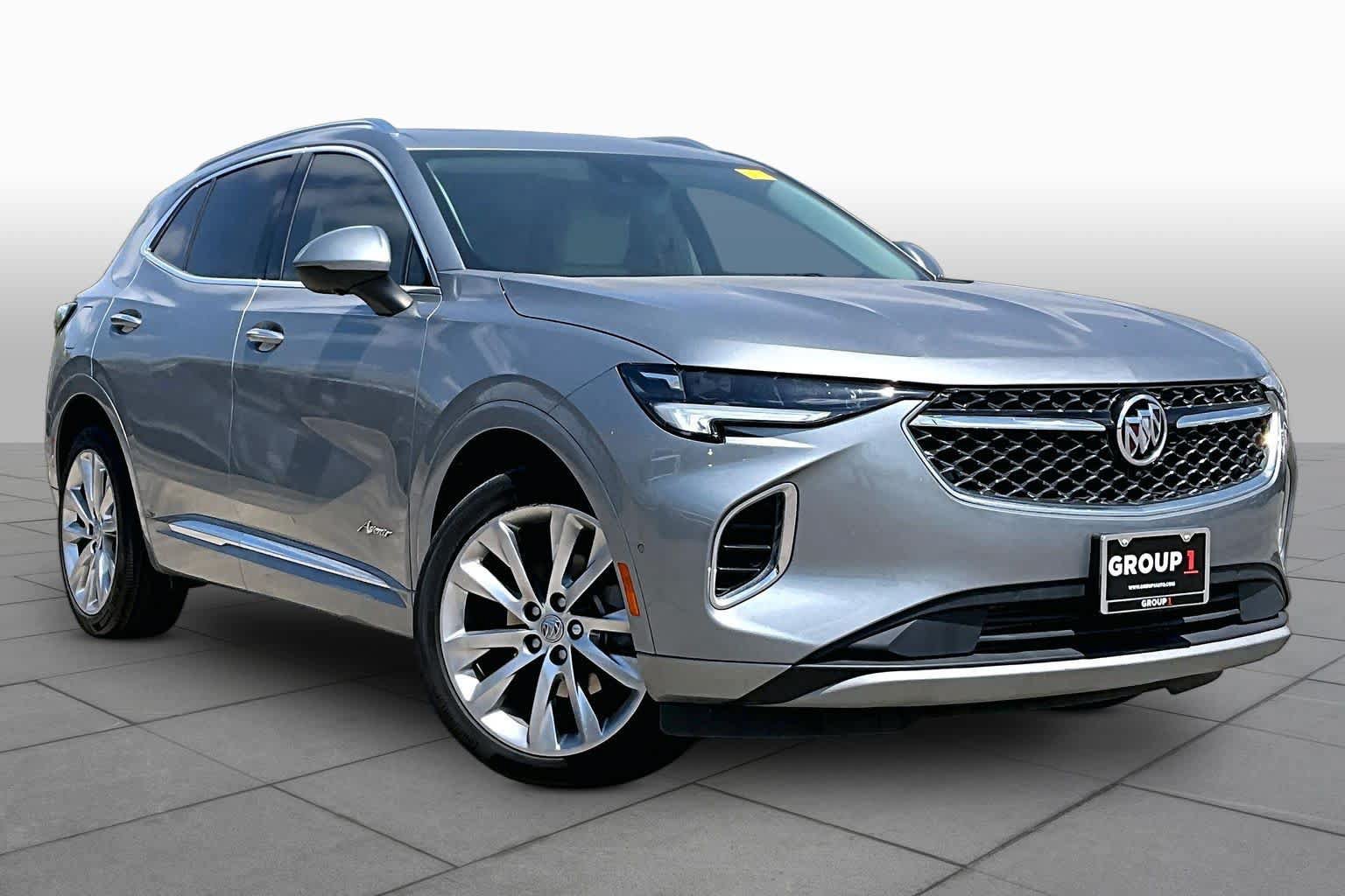 Used 2023 Buick Envision Avenir FWD image 3